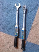 ���aŤ������������