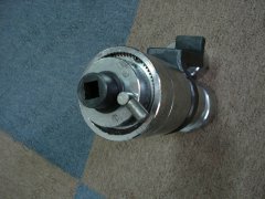 2000N.MŤ��������