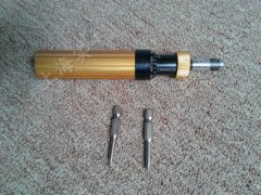 �A��Ť�������ɽ��T��